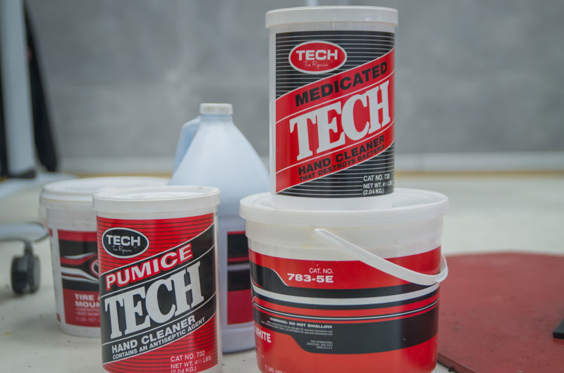 Монтажная паста, очиститель для рук, монтажная обмазка TECH Монтажная паста, очиститель для рук, монтажная обмазка TECH