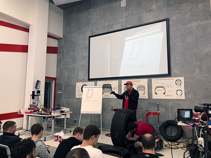 Семинар TECH по ремонту покрышек и камер в Москве февраль 2018 Семинар TECH по ремонту покрышек и камер в Москве февраль 2018