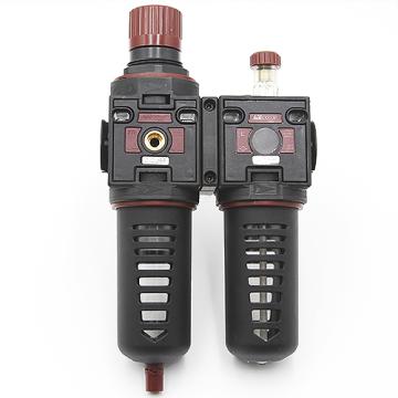 Блок подготовки воздуха с ударопрочным корпусом: фильтр с влагоотделителем, регулятором давления и лубрикатором, разъём с резьбой 1/2 дюйма Блок подготовки воздуха с ударопрочным корпусом: фильтр с влагоотделителем, регулятором давления и лубрикатором, разъём с резьбой 1/2 дюйма