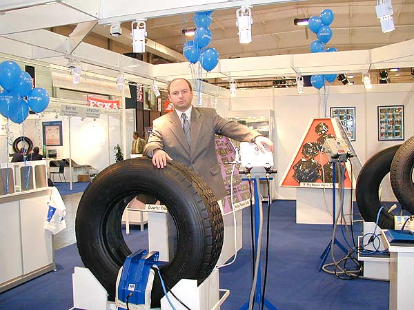 Фоторепортаж о выставке «REIFEN TYRES 2002» (г.Эссен, Германия)