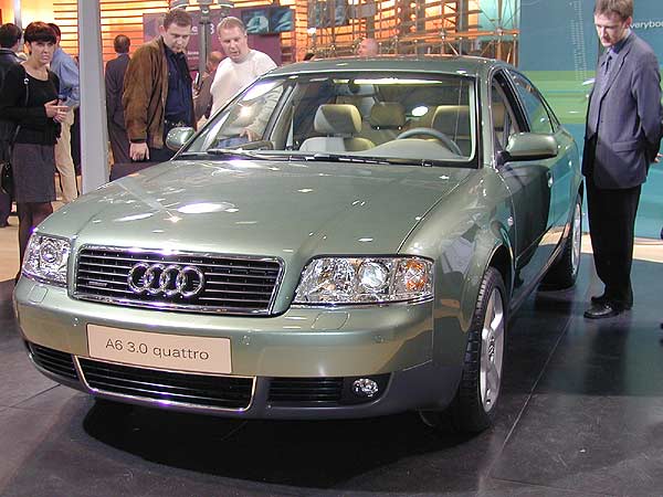 Фоторепортаж о выставке МИМС-2001 (г.Москва, Россия)