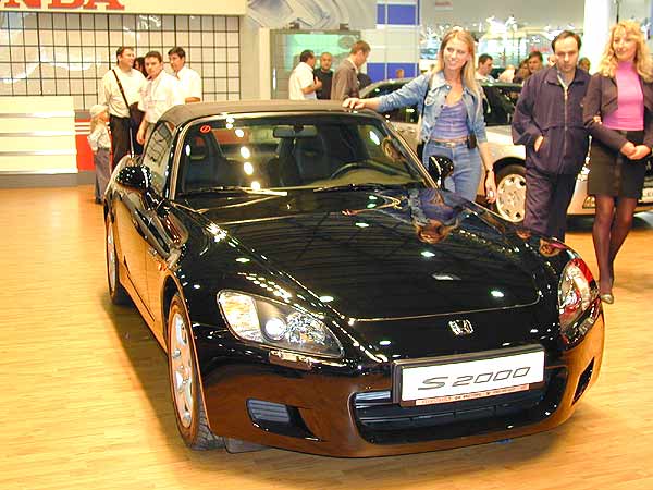 Фоторепортаж о выставке МИМС-2001 (г.Москва, Россия)