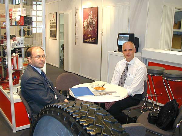 Фоторепортаж о выставке «REIFEN TYRES 2002» (г.Эссен, Германия)