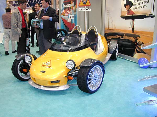 Фоторепортаж о выставке «REIFEN TYRES 2002» (г.Эссен, Германия)