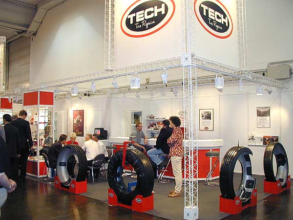 Фоторепортаж о выставке «REIFEN TYRES 2002» (г.Эссен, Германия)