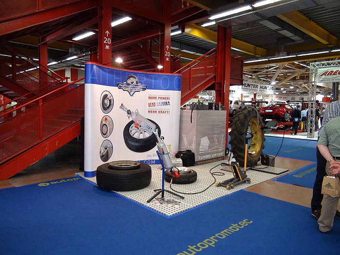участие в работе специализированной выставки «AUTOPROMOTEC 2011»