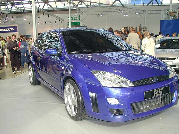 Фоторепортаж о выставке МИМС-2001 (г.Москва, Россия)