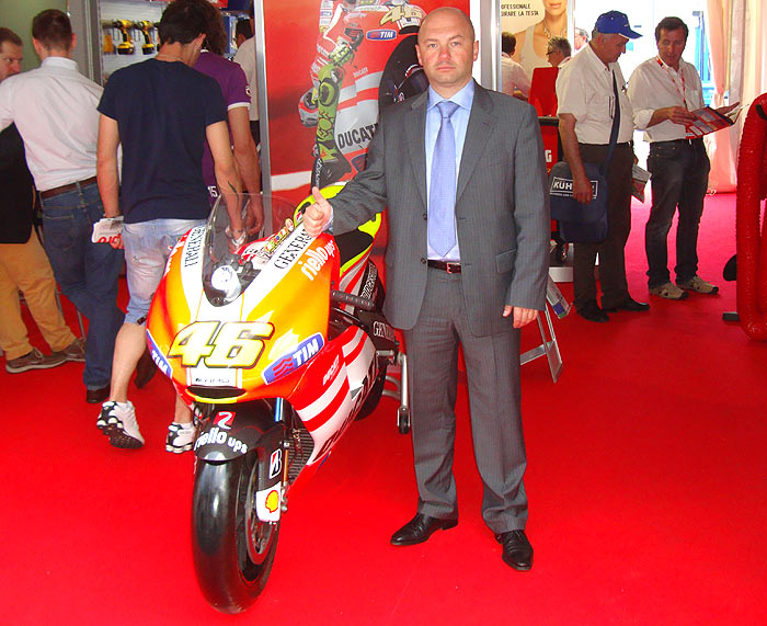 участие в работе специализированной выставки «AUTOPROMOTEC 2011»