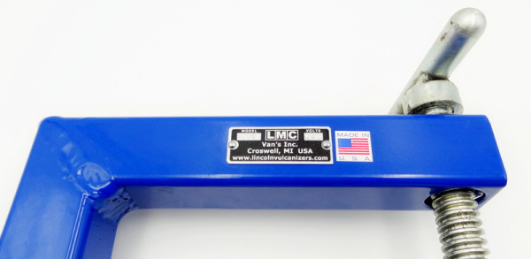 Вулканизатор для ремонта легковых шин и легких грузовиков