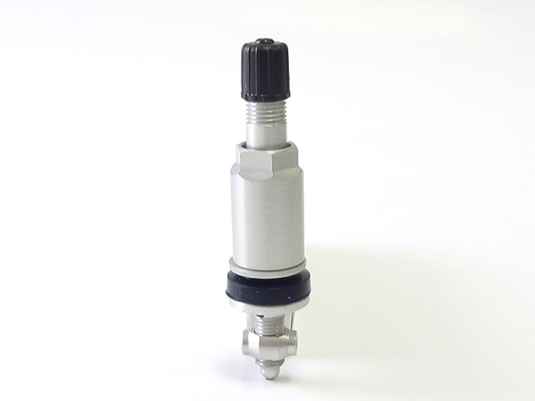 Металлический вентиль датчика давления в шинах для б/к легковых дисков, диаметр отверстия в диске 11.3 мм, длина 47 мм