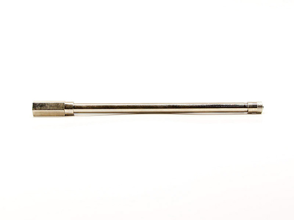 Металлический прямой удлинитель для грузовых вентилей, длина 150 мм Металлический прямой удлинитель для грузовых вентилей, длина 150 мм